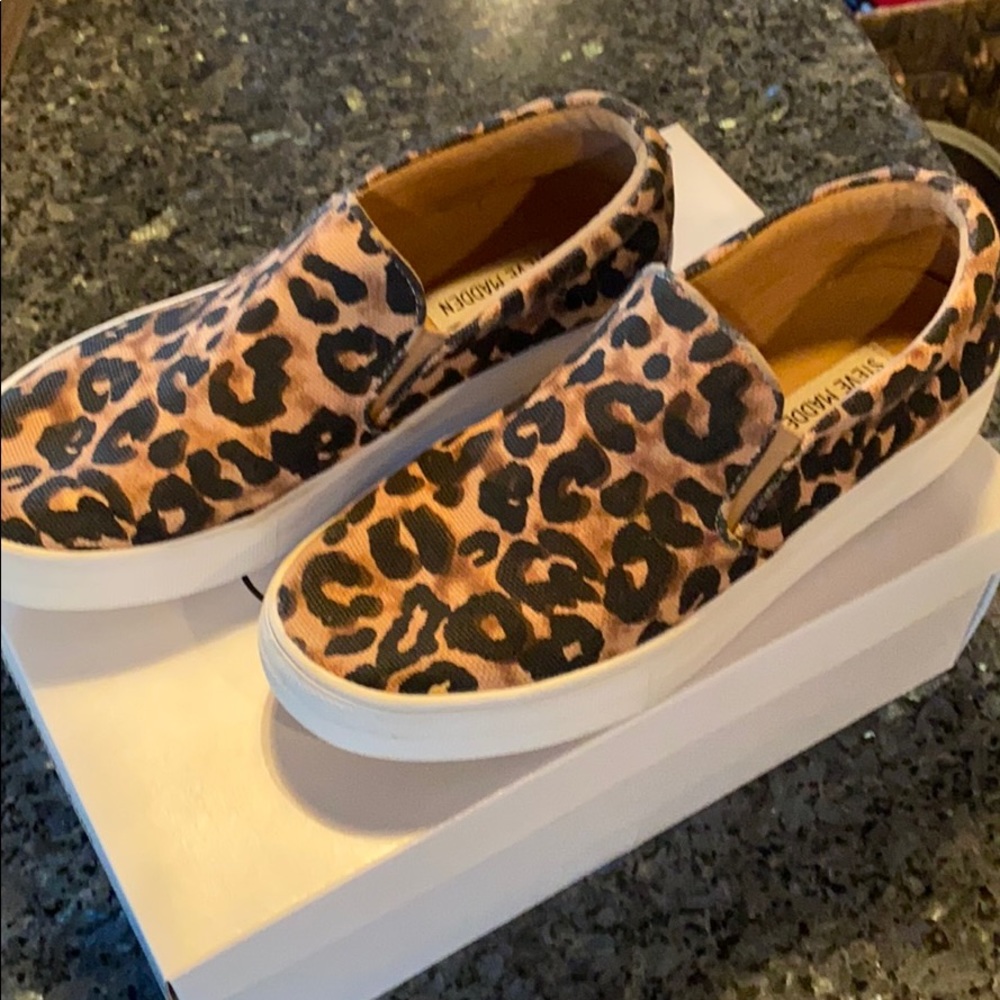 Women’s Leopard Steve Madden Shoes Size 7